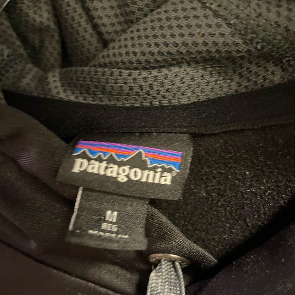 Patagonia Men's P-6 Logo Uprisal Hoody Black Medium - Picture 4 of 6